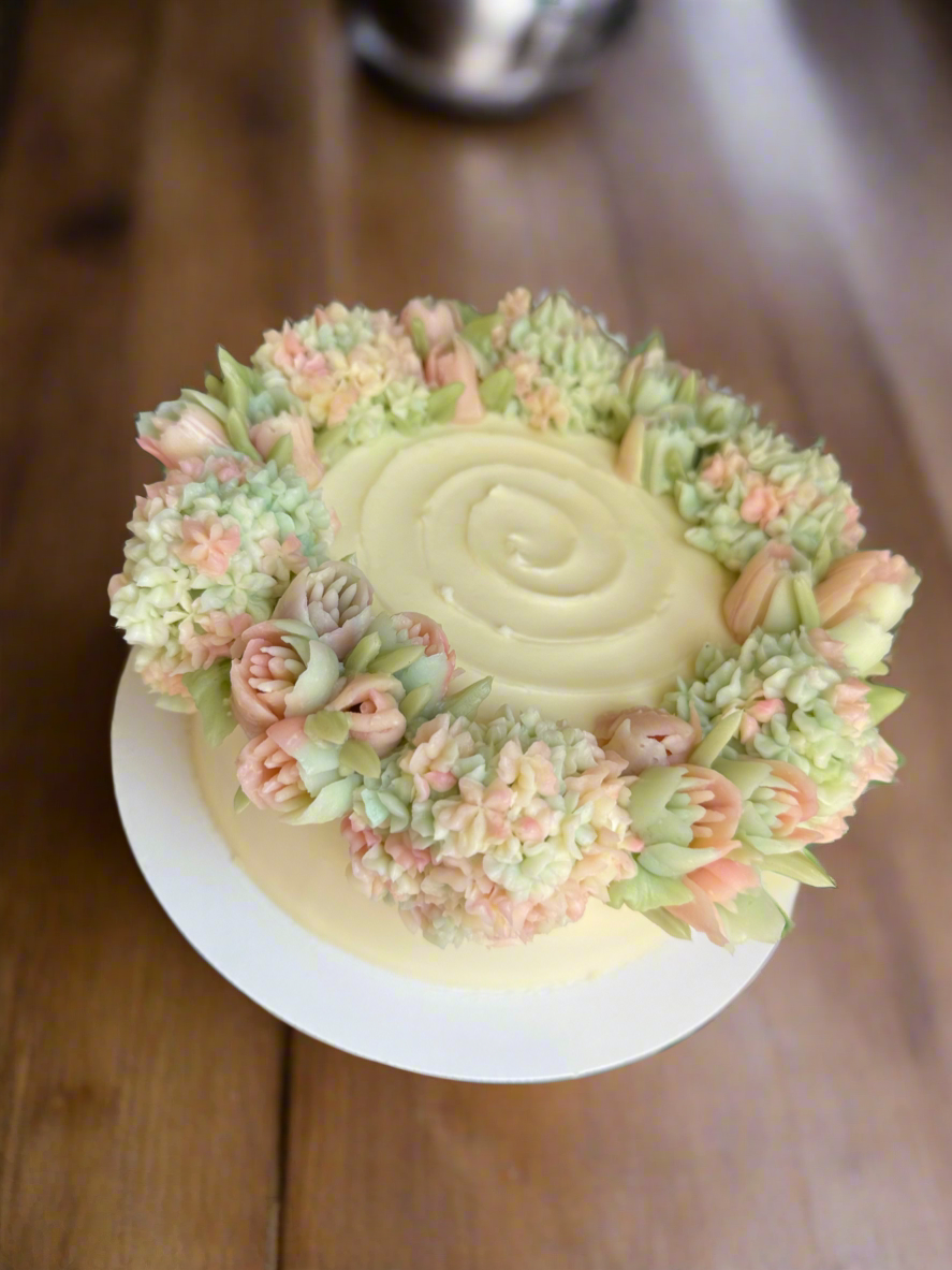 Floral cakelette