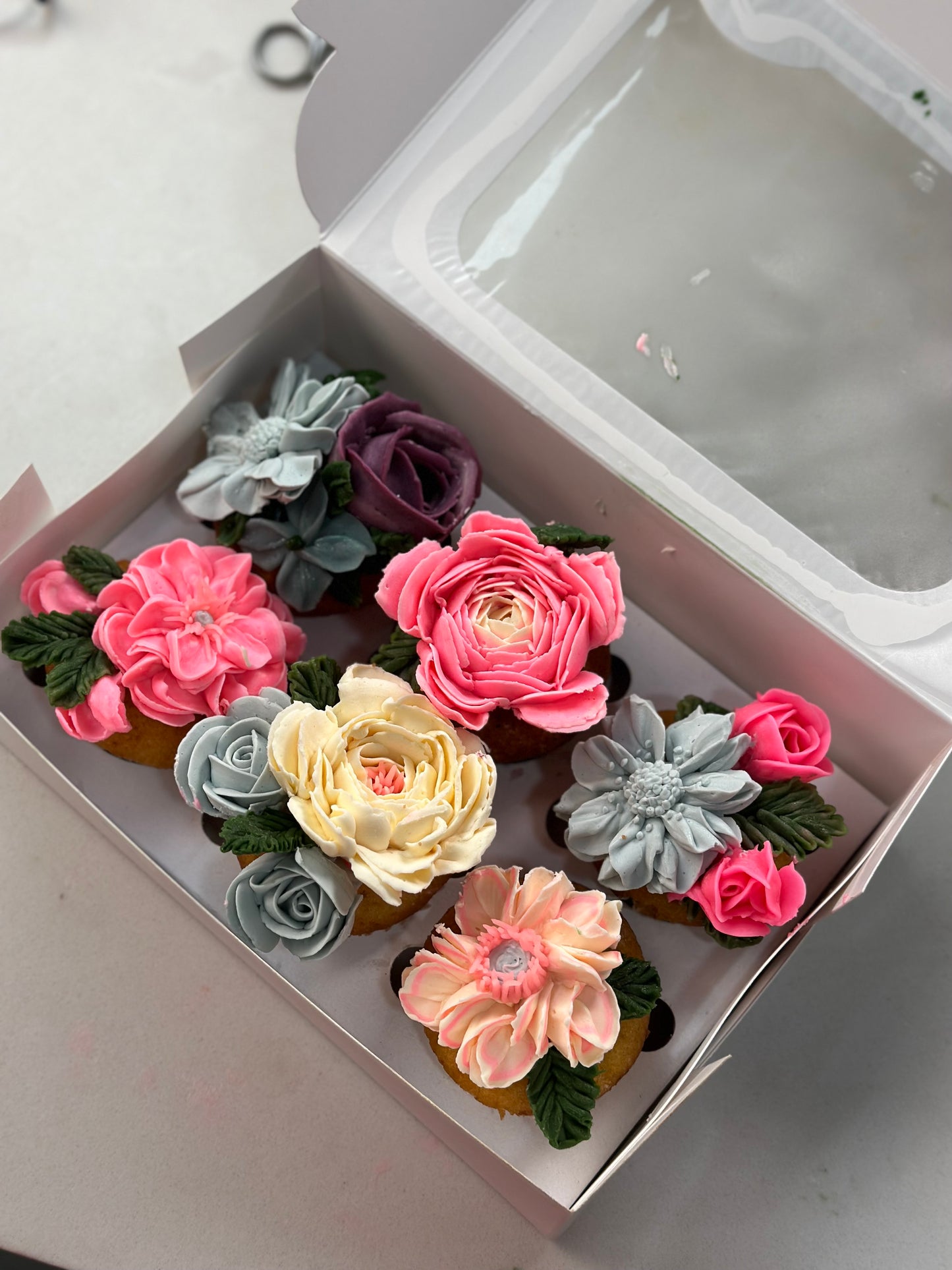 Korean floral cupcakes box of 6